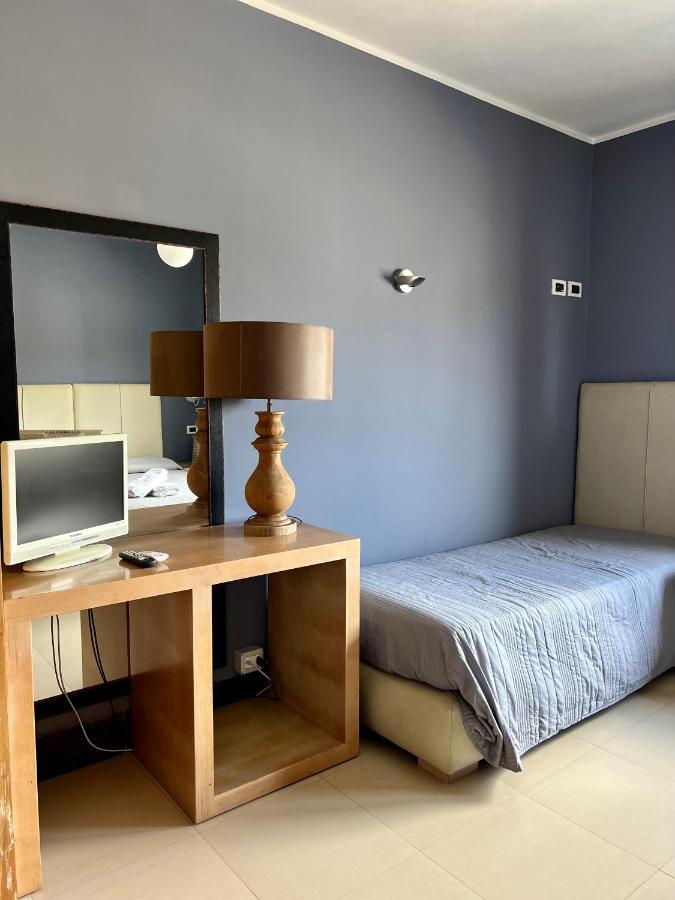 Allakala Rooms & Apartament Palermo Exterior photo
